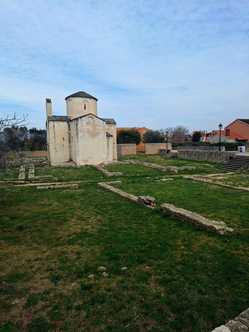 VIŠEDNEVNA TERENSKA NASTAVA: DALMATINO POVIŠĆU PRITURJENA