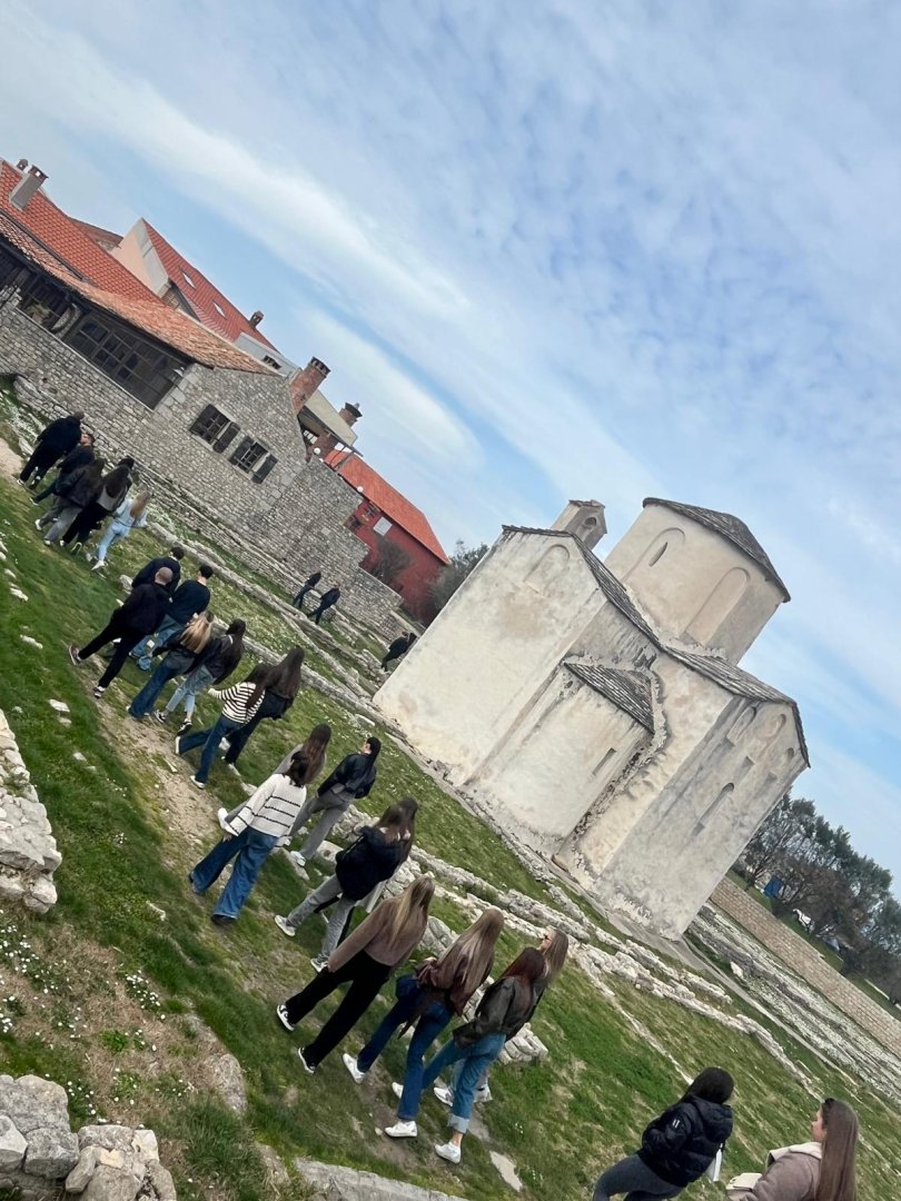 VIŠEDNEVNA TERENSKA NASTAVA: DALMATINO POVIŠĆU PRITURJENA